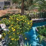Hiraeth Santorini Gæstehus 4*