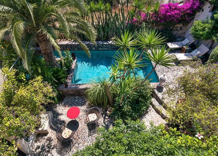 Hiraeth Santorini Guest house Megalochori (Santorini)