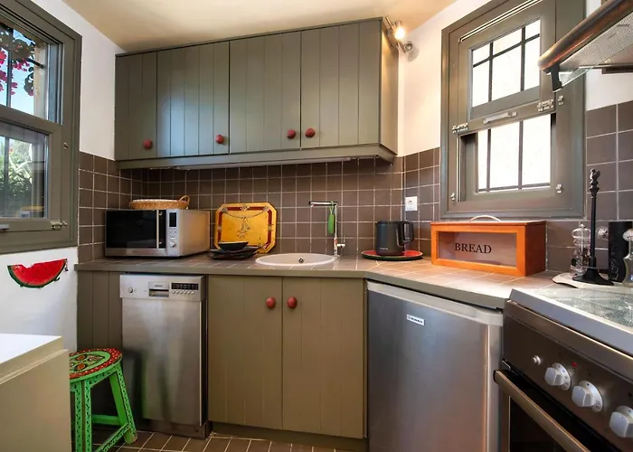 Hiraeth Santorini Guest house 4*