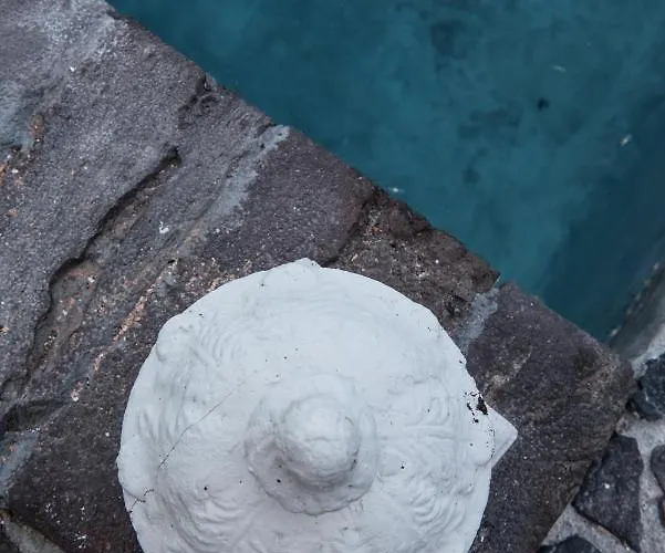 Hiraeth Santorini 4* Мегалохори