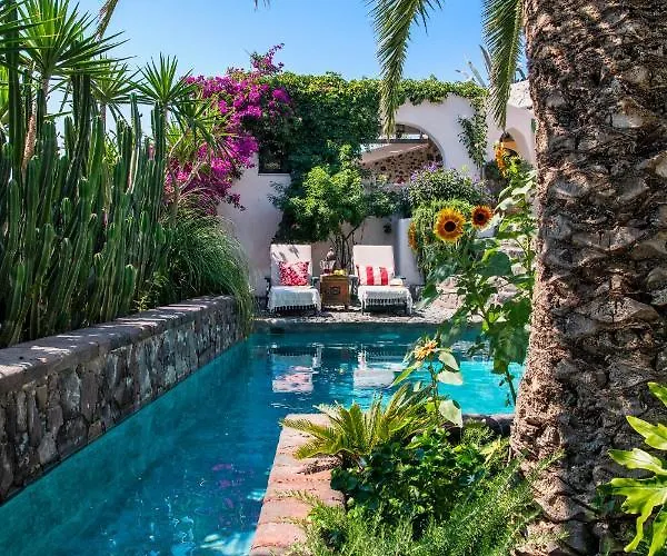 Hiraeth Santorini 4* Megalochori (Santorini)