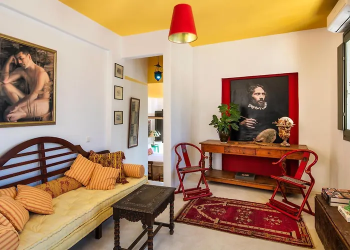 Hiraeth Santorini Megalokori