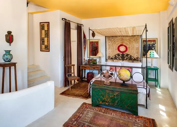 Hiraeth Santorini Megalokori